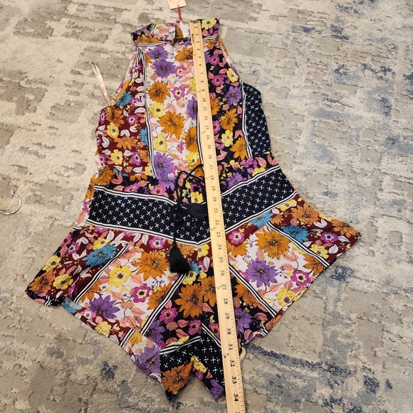 NWT Raga High Neck Sleeveless Romper Open Back size small - Picture 9 of 16